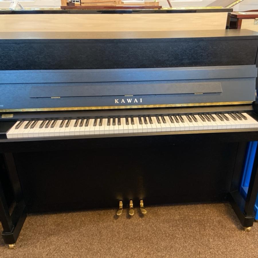 Kawai E200