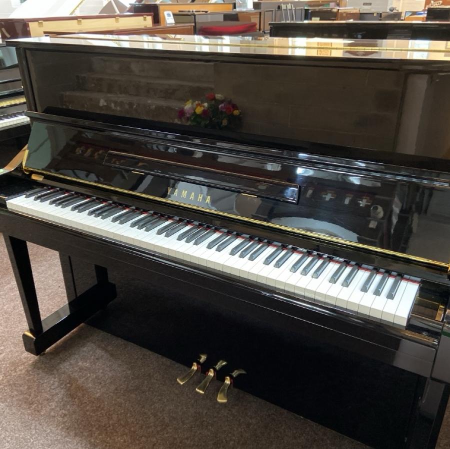 Yamaha U1